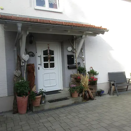Gaestehaus Reisacher - Mehrbettzimmer Peiting Exterior photo